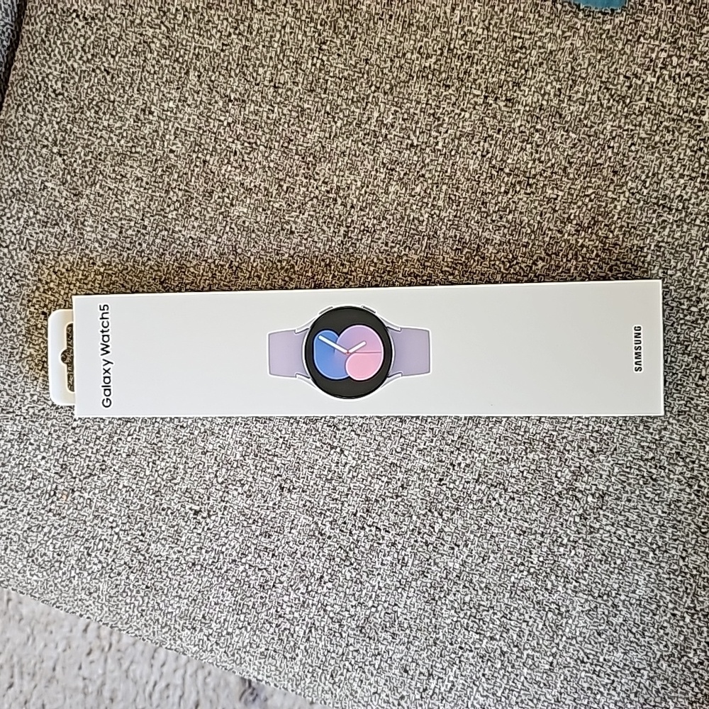 Samsung Galaxy Watch5 (sealed new), 40 mm face